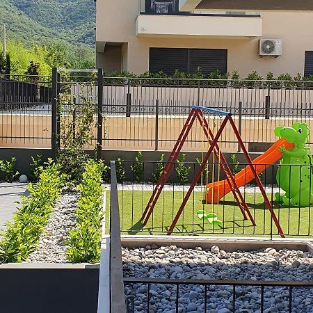 Bjelica Rental Apartments - Nela Apartment Tivat Zewnętrze zdjęcie
