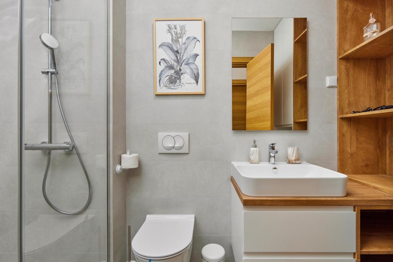 Bjelica Rental Apartments - Nela Apartment Tivat Zewnętrze zdjęcie