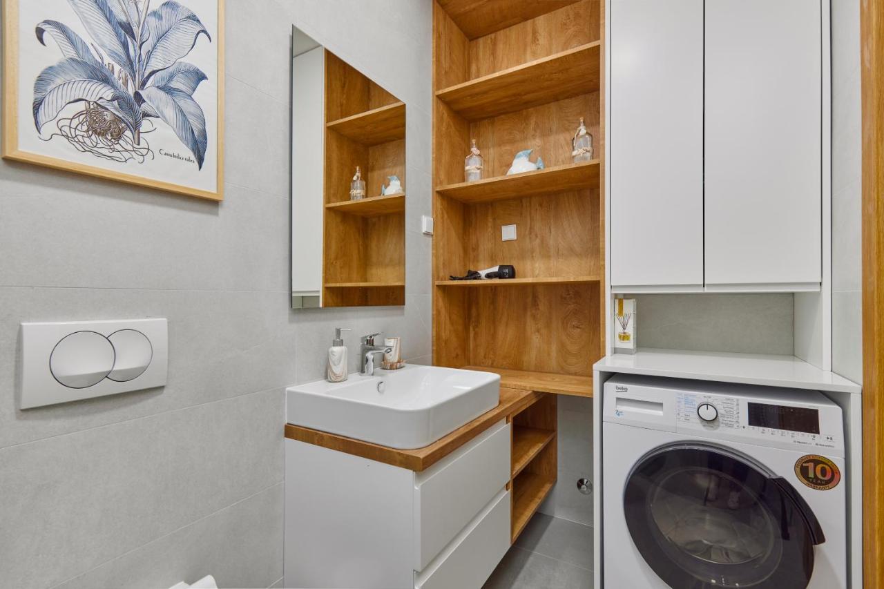 Bjelica Rental Apartments - Nela Apartment Tivat Zewnętrze zdjęcie