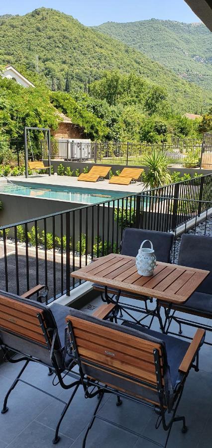 Bjelica Rental Apartments - Nela Apartment Tivat Zewnętrze zdjęcie